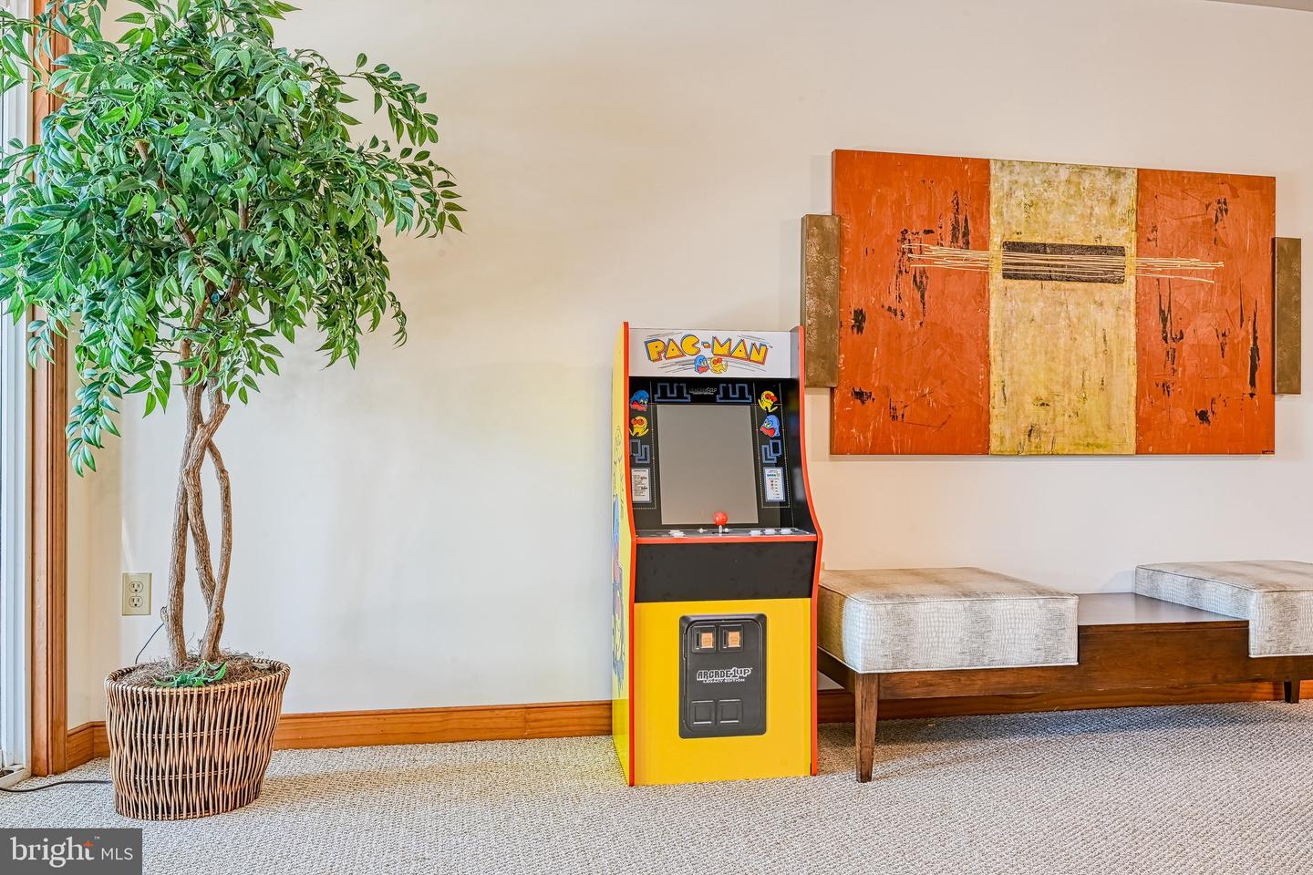 5500 DOGWOOD TREE LN, MINERAL, Virginia 23117, 5 Bedrooms Bedrooms, 12 Rooms Rooms,3 BathroomsBathrooms,Residential,For sale,5500 DOGWOOD TREE LN,VASP2038128 MLS # VASP2038128