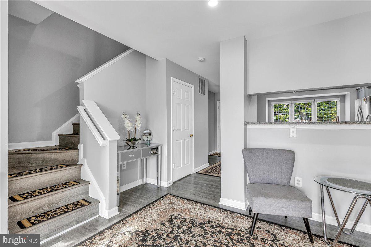 12729 HUNTERBROOK DR, WOODBRIDGE, Virginia 22192, 3 Bedrooms Bedrooms, ,3 BathroomsBathrooms,Residential,For sale,12729 HUNTERBROOK DR,VAPW2109154 MLS # VAPW2109154