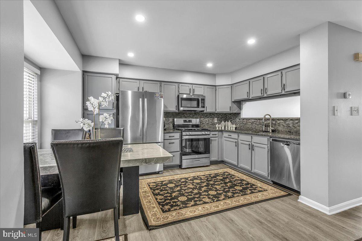 12729 HUNTERBROOK DR, WOODBRIDGE, Virginia 22192, 3 Bedrooms Bedrooms, ,3 BathroomsBathrooms,Residential,For sale,12729 HUNTERBROOK DR,VAPW2109154 MLS # VAPW2109154