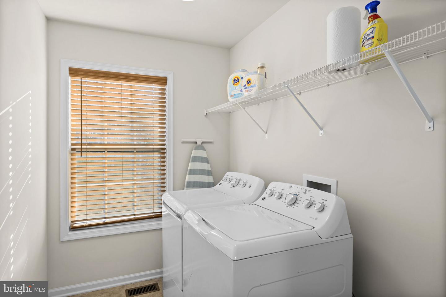 102 LIBERTY HALL DR, FREDERICKSBURG, Virginia 22406, 4 Bedrooms Bedrooms, ,2 BathroomsBathrooms,Residential,For sale,102 LIBERTY HALL DR,VAST2044758 MLS # VAST2044758 102 LIBERTY HALL DR, FREDERICKSBURG, Virginia 22406, 4 Bedrooms Bedrooms, ,2 BathroomsBathrooms,Residential,For sale,102 LIBERTY HALL DR,VAST2044758 MLS # VAST2044758