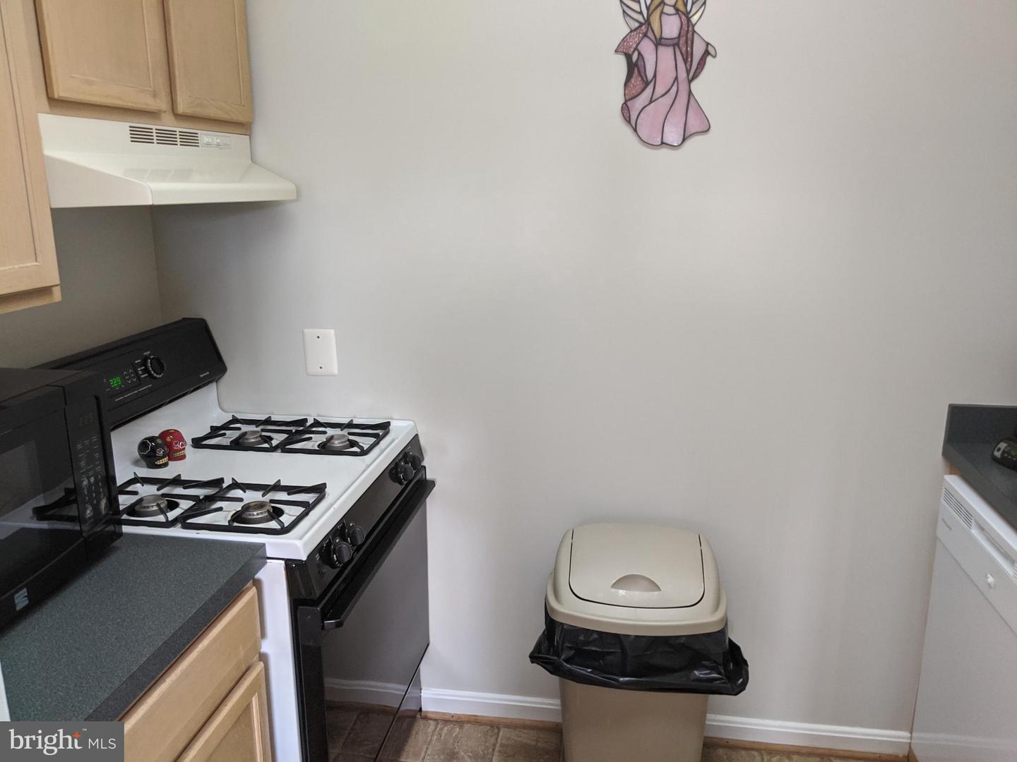 635 WATERLOO RD #231, WARRENTON, Virginia 20186, 1 Bedroom Bedrooms, 2 Rooms Rooms,1 BathroomBathrooms,Residential,For sale,635 WATERLOO RD #231,VAFQ2019938 MLS # VAFQ2019938