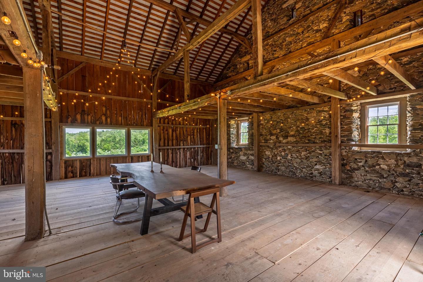 35571 MILLVILLE RD, MIDDLEBURG, Virginia 20117, 4 Bedrooms Bedrooms, ,4 BathroomsBathrooms,Residential,For sale,35571 MILLVILLE RD,VALO2112484 MLS # VALO2112484