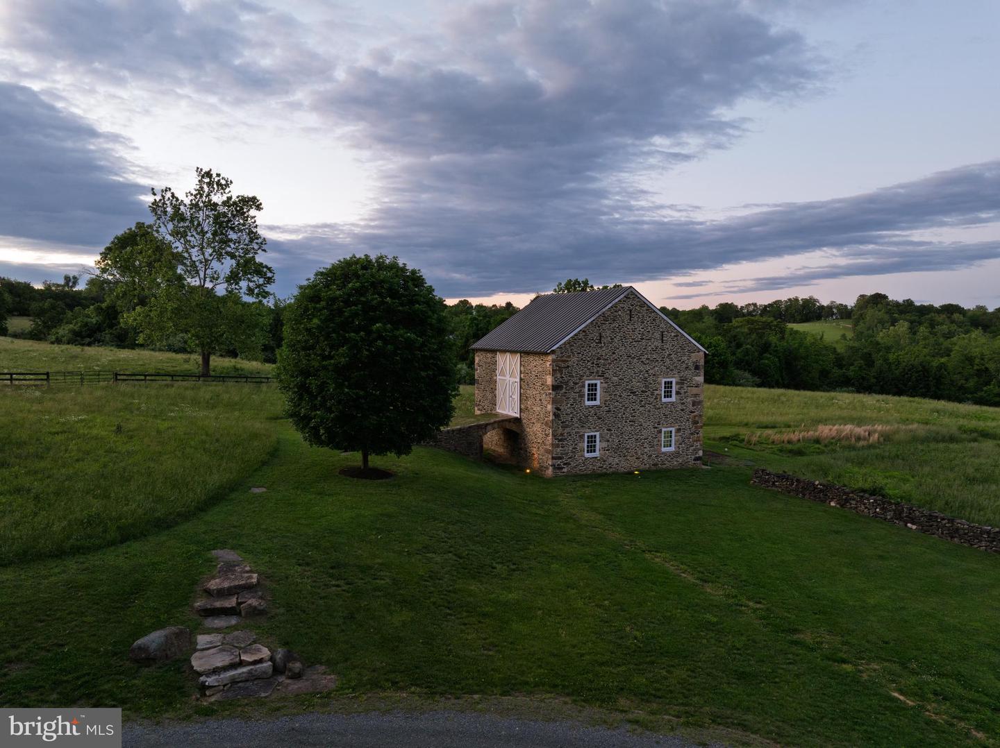 35571 MILLVILLE RD, MIDDLEBURG, Virginia 20117, 4 Bedrooms Bedrooms, ,4 BathroomsBathrooms,Residential,For sale,35571 MILLVILLE RD,VALO2112484 MLS # VALO2112484