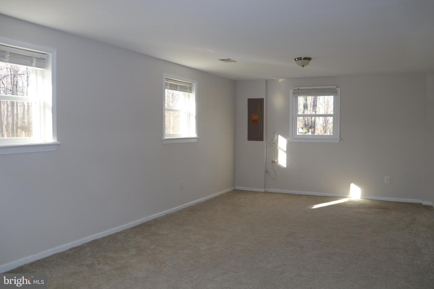 8918 BURWELL RD, NOKESVILLE, Virginia 20181, 4 Bedrooms Bedrooms, ,3 BathroomsBathrooms,Residential,For sale,8918 BURWELL RD,VAPW2109268 MLS # VAPW2109268