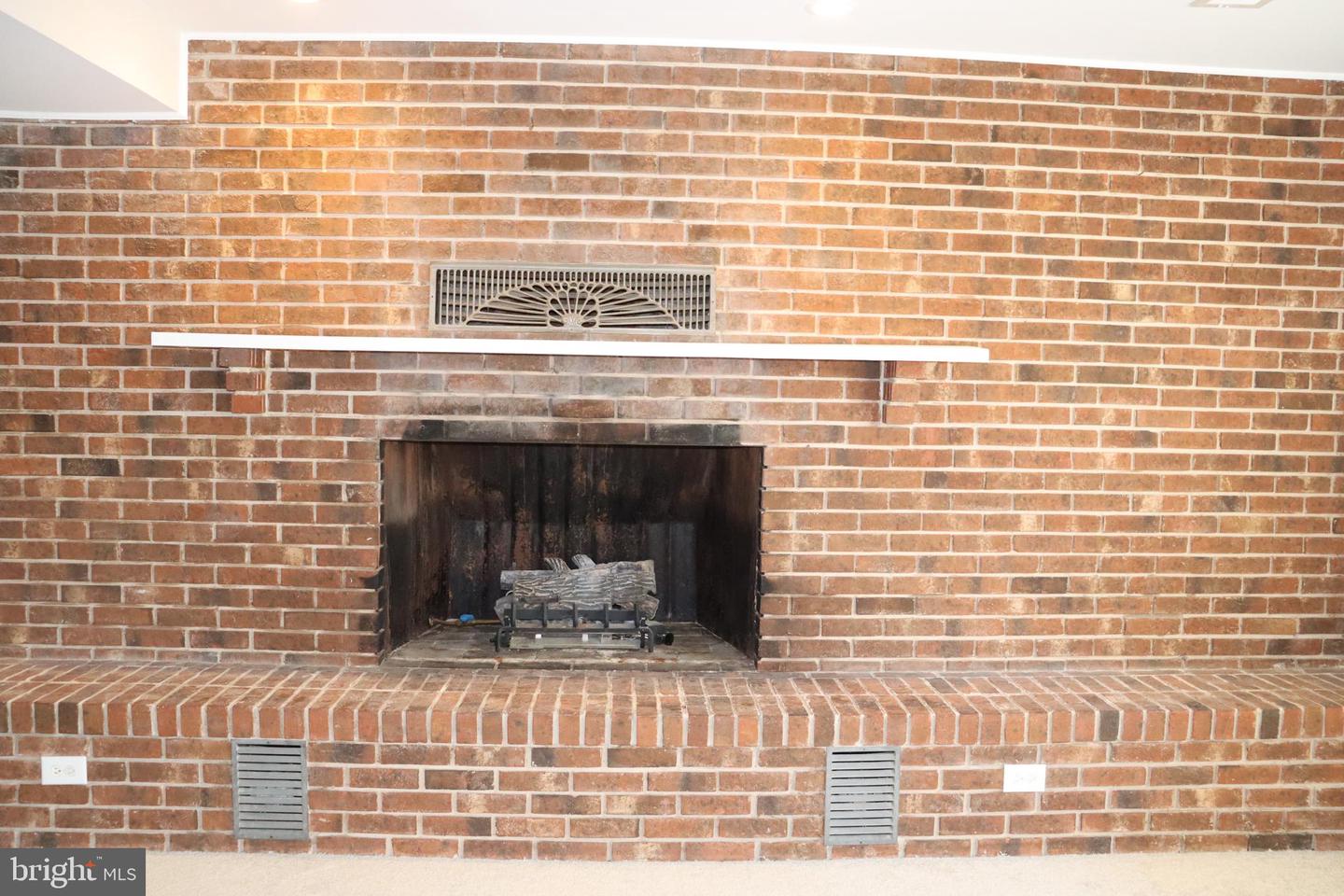 8918 BURWELL RD, NOKESVILLE, Virginia 20181, 4 Bedrooms Bedrooms, ,3 BathroomsBathrooms,Residential,For sale,8918 BURWELL RD,VAPW2109268 MLS # VAPW2109268