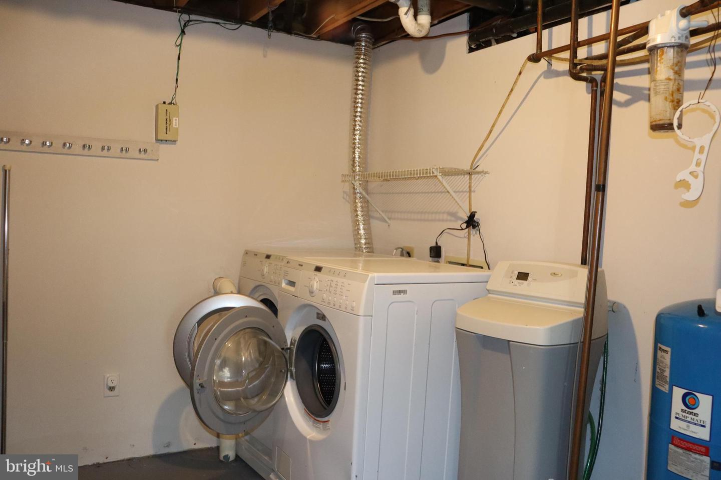 8918 BURWELL RD, NOKESVILLE, Virginia 20181, 4 Bedrooms Bedrooms, ,3 BathroomsBathrooms,Residential,For sale,8918 BURWELL RD,VAPW2109268 MLS # VAPW2109268