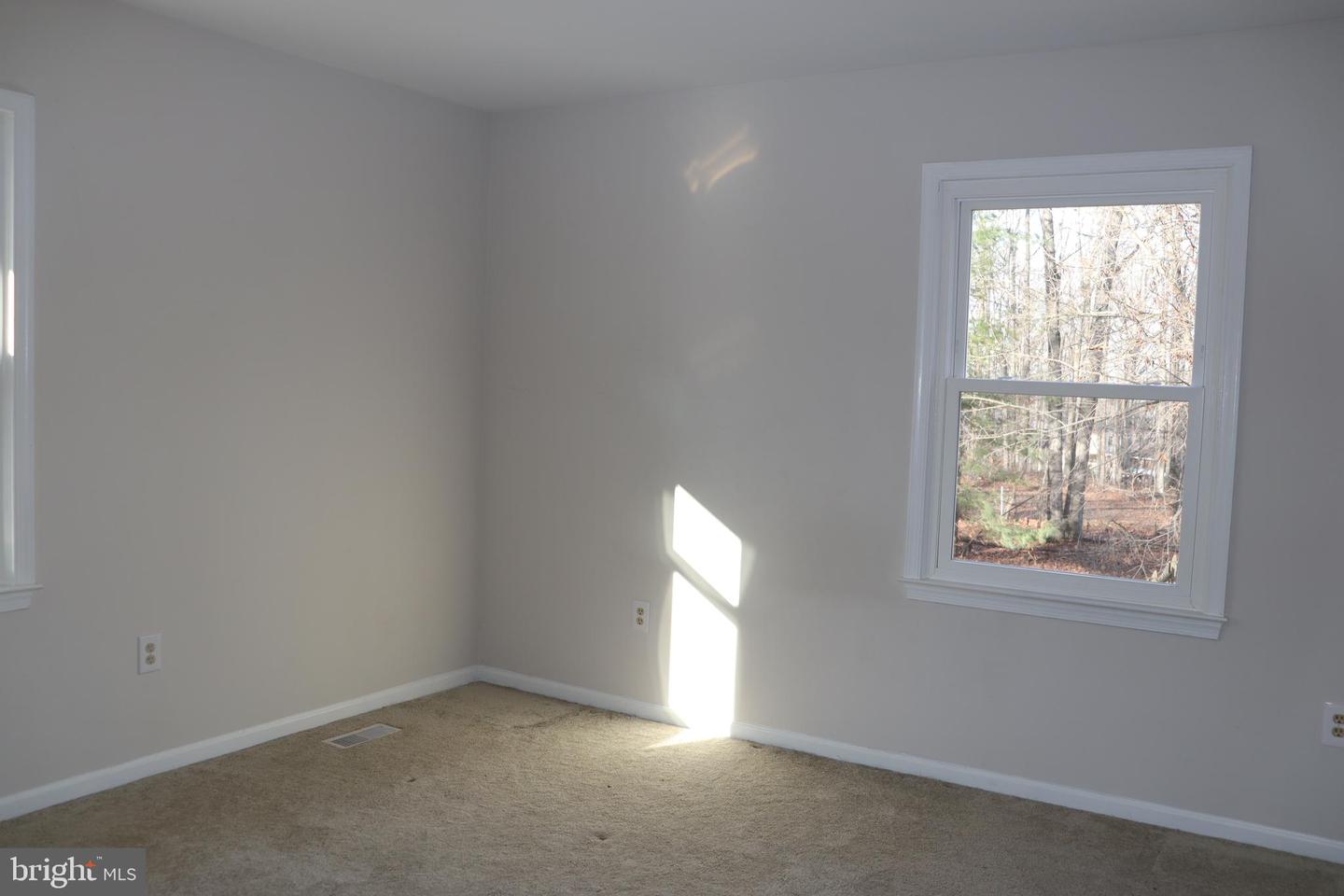 8918 BURWELL RD, NOKESVILLE, Virginia 20181, 4 Bedrooms Bedrooms, ,3 BathroomsBathrooms,Residential,For sale,8918 BURWELL RD,VAPW2109268 MLS # VAPW2109268