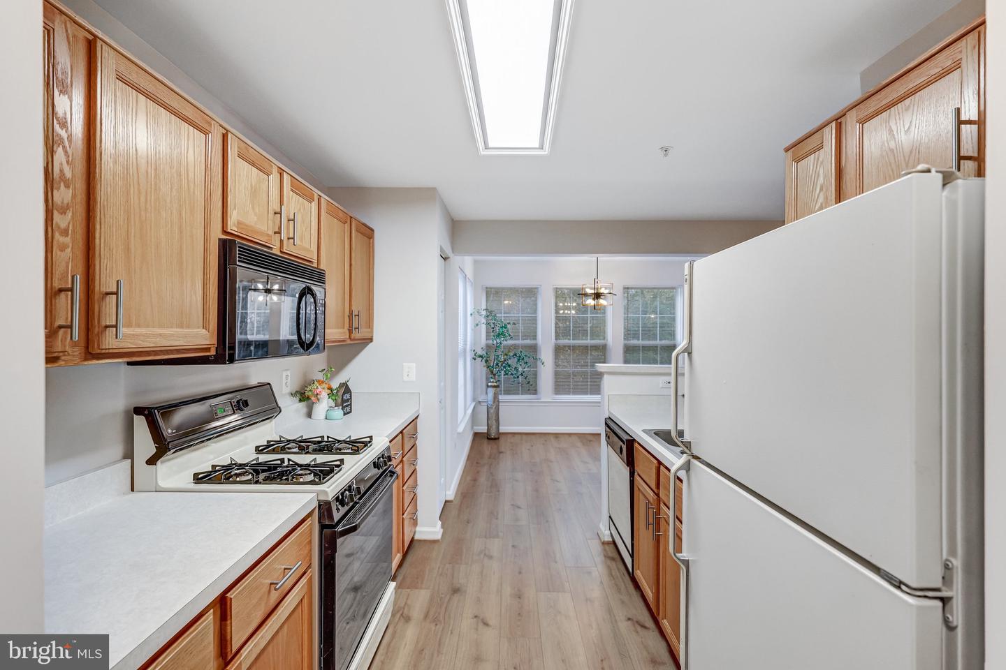 7532-F COXTON CT #126, ALEXANDRIA, Virginia 22306, 2 Bedrooms Bedrooms, ,2 BathroomsBathrooms,Residential,For sale,7532-F COXTON CT #126,VAFX2282820 MLS # VAFX2282820