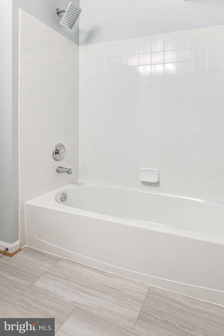 7532-F COXTON CT #126, ALEXANDRIA, Virginia 22306, 2 Bedrooms Bedrooms, ,2 BathroomsBathrooms,Residential,For sale,7532-F COXTON CT #126,VAFX2282820 MLS # VAFX2282820