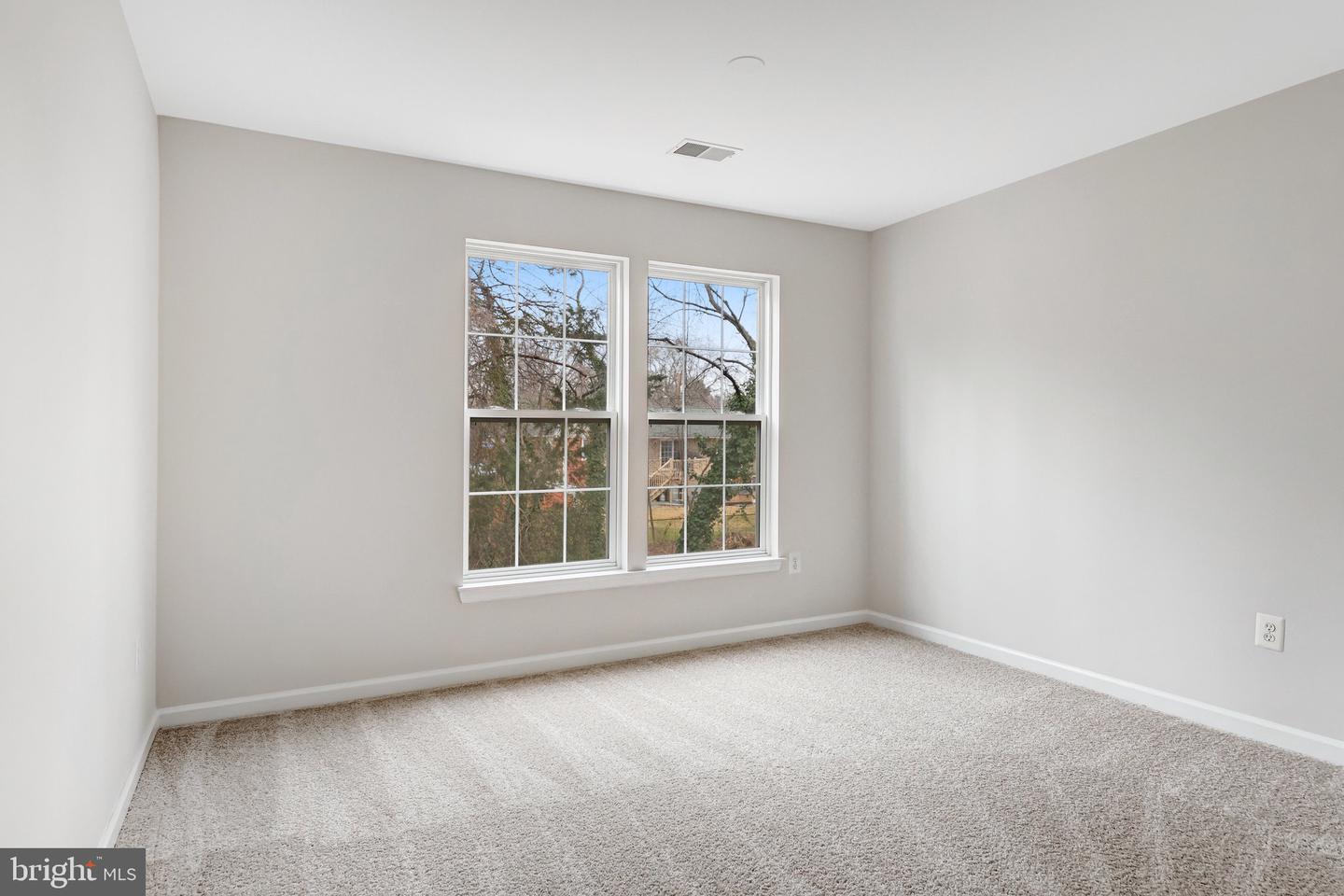 7532-F COXTON CT #126, ALEXANDRIA, Virginia 22306, 2 Bedrooms Bedrooms, ,2 BathroomsBathrooms,Residential,For sale,7532-F COXTON CT #126,VAFX2282820 MLS # VAFX2282820