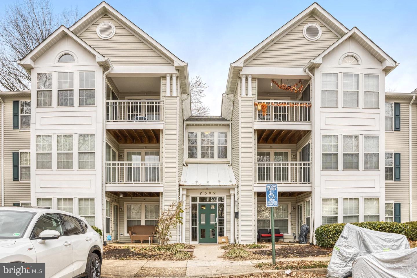 7532-F COXTON CT #126, ALEXANDRIA, Virginia 22306, 2 Bedrooms Bedrooms, ,2 BathroomsBathrooms,Residential,For sale,7532-F COXTON CT #126,VAFX2282820 MLS # VAFX2282820