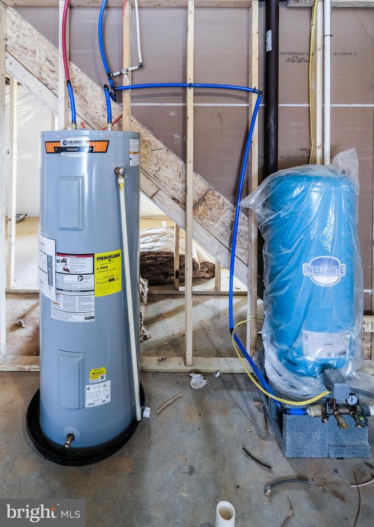 928 HIGH TOP RD, LINDEN, Virginia 22642, 3 Bedrooms Bedrooms, ,2 BathroomsBathrooms,Residential,For sale,928 HIGH TOP RD,VAWR2012978 MLS # VAWR2012978