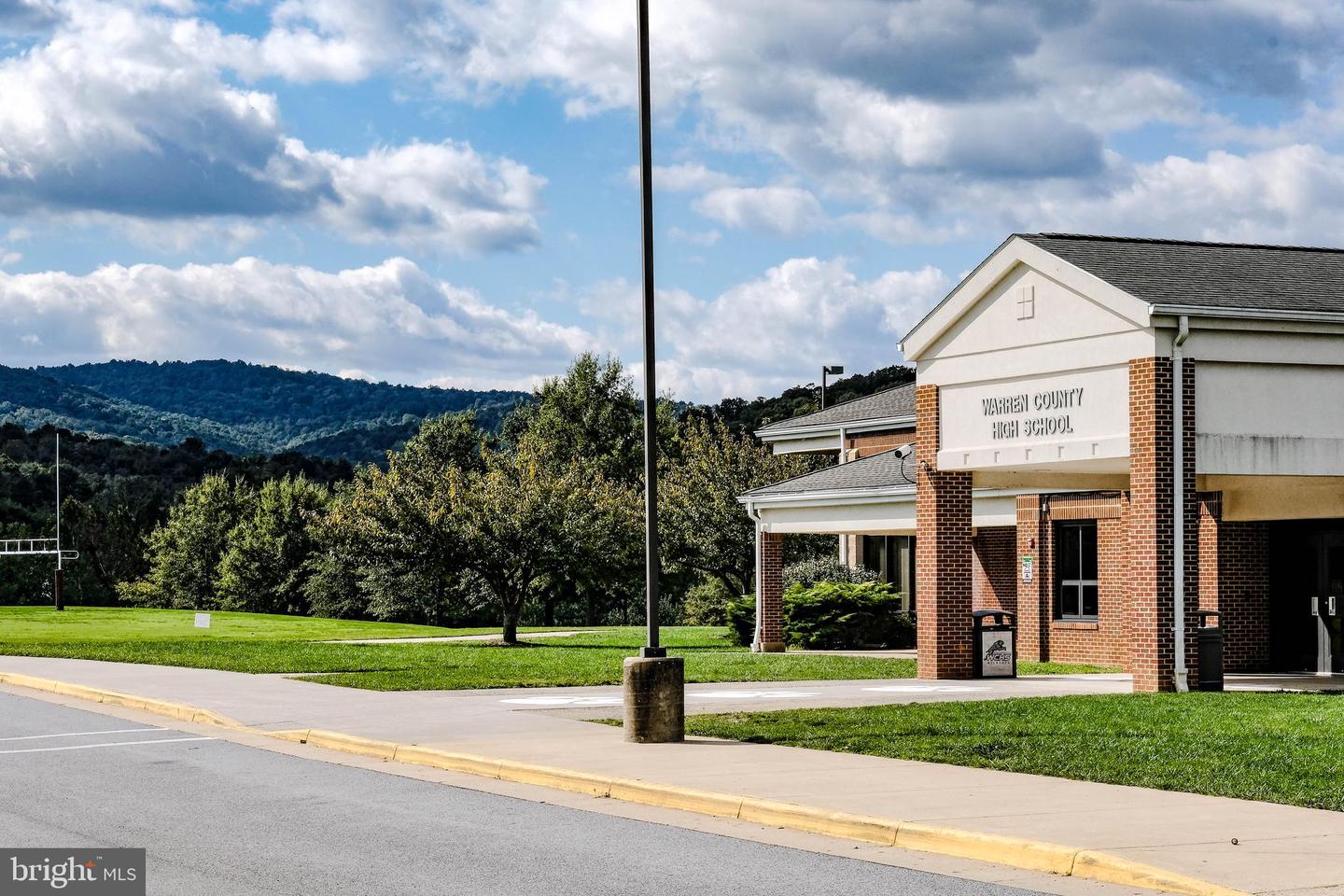 928 HIGH TOP RD, LINDEN, Virginia 22642, 3 Bedrooms Bedrooms, ,2 BathroomsBathrooms,Residential,For sale,928 HIGH TOP RD,VAWR2012978 MLS # VAWR2012978