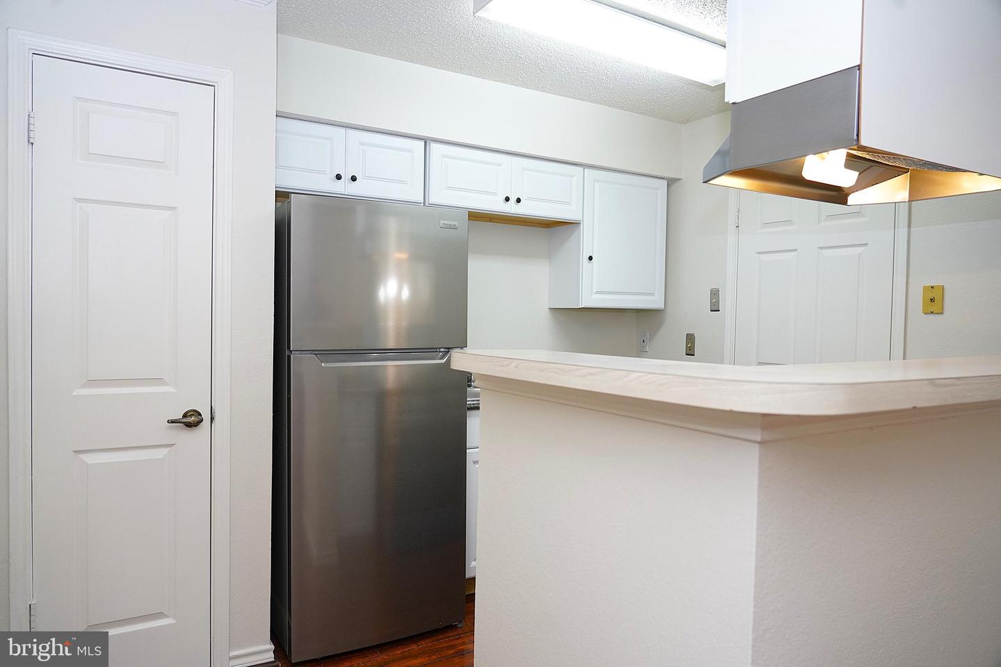 1532 LINCOLN WAY #203, MCLEAN, Virginia 22102, 1 Bedroom Bedrooms, ,1 BathroomBathrooms,Residential,For sale,1532 LINCOLN WAY #203,VAFX2282860 MLS # VAFX2282860