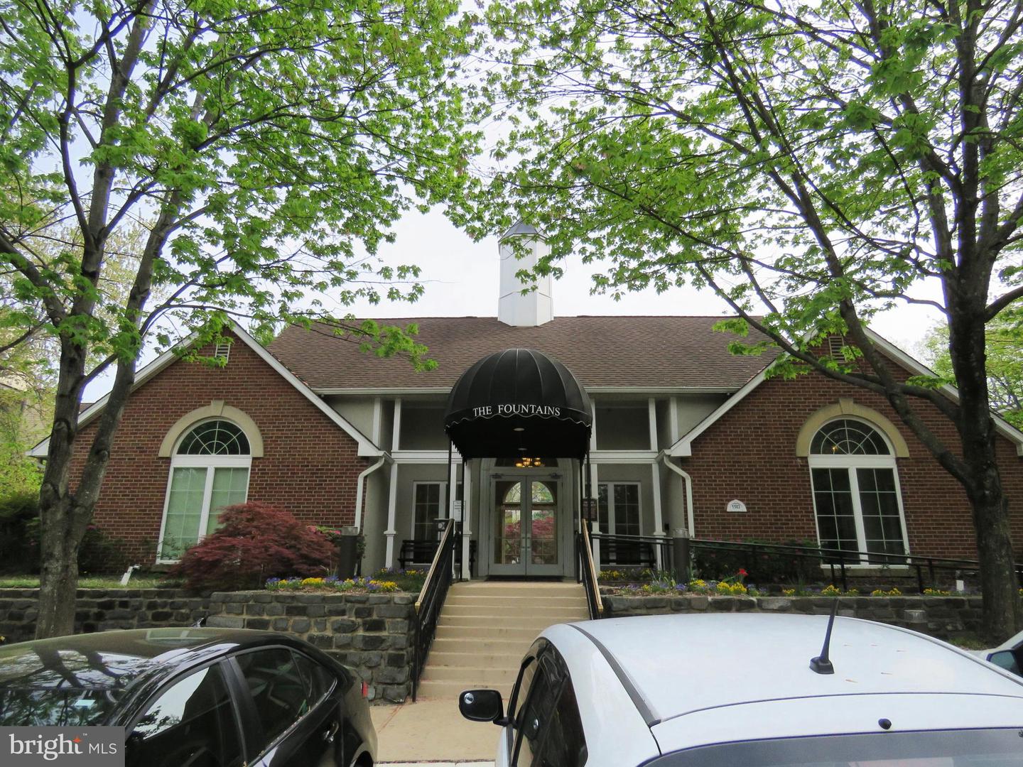 1532 LINCOLN WAY #203, MCLEAN, Virginia 22102, 1 Bedroom Bedrooms, ,1 BathroomBathrooms,Residential,For sale,1532 LINCOLN WAY #203,VAFX2282860 MLS # VAFX2282860