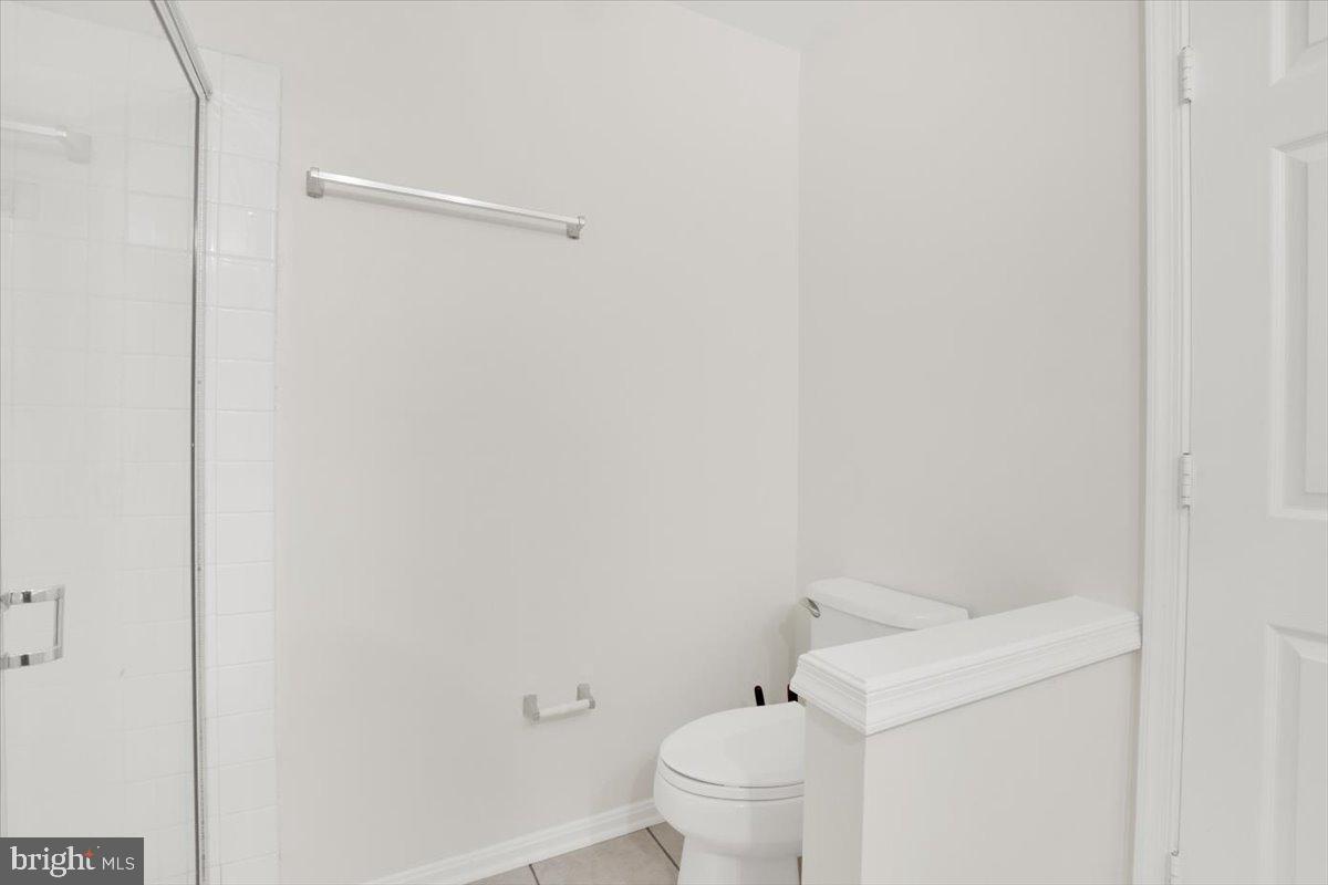 5995-B TERRAPIN PL #301, ALEXANDRIA, Virginia 22310, 2 Bedrooms Bedrooms, 2 Rooms Rooms,2 BathroomsBathrooms,Residential,For sale,5995-B TERRAPIN PL #301,VAFX2282918 MLS # VAFX2282918