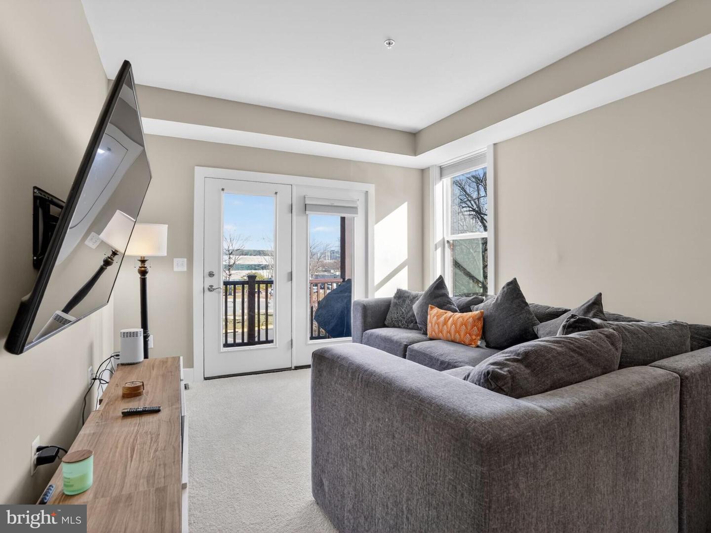 55 SILVERWAY DR #48, HERNDON, Virginia 20170, 2 Bedrooms Bedrooms, ,2 BathroomsBathrooms,Residential,For sale,55 SILVERWAY DR #48,VAFX2282922 MLS # VAFX2282922