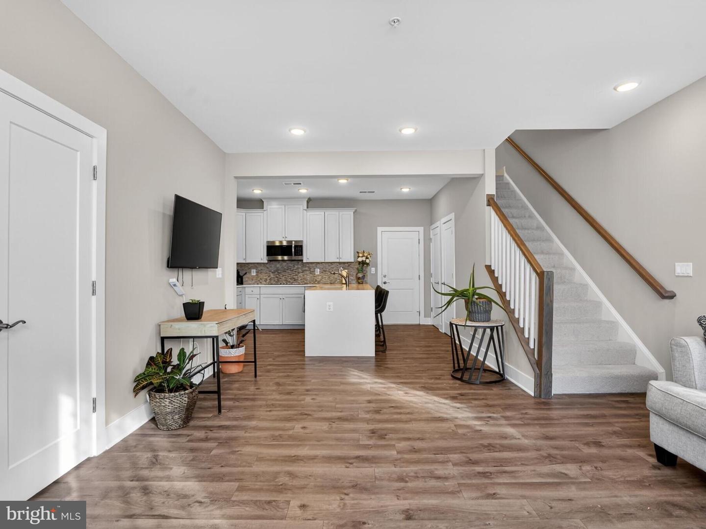 55 SILVERWAY DR #48, HERNDON, Virginia 20170, 2 Bedrooms Bedrooms, ,2 BathroomsBathrooms,Residential,For sale,55 SILVERWAY DR #48,VAFX2282922 MLS # VAFX2282922