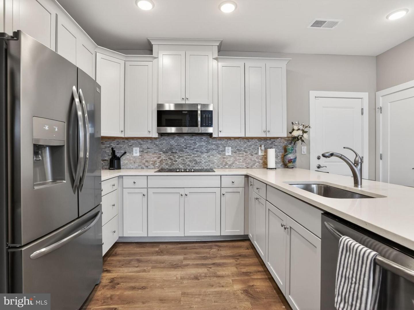 55 SILVERWAY DR #48, HERNDON, Virginia 20170, 2 Bedrooms Bedrooms, ,2 BathroomsBathrooms,Residential,For sale,55 SILVERWAY DR #48,VAFX2282922 MLS # VAFX2282922