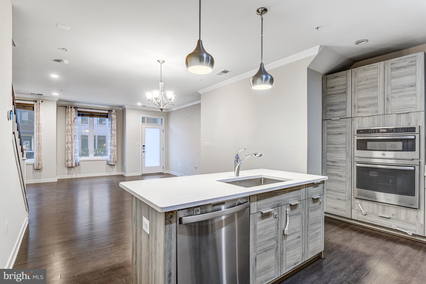 23586 WATERFORD DOWNS TER, ASHBURN, Virginia 20148, 3 Bedrooms Bedrooms, ,2 BathroomsBathrooms,Residential,For sale,23586 WATERFORD DOWNS TER,VALO2112552 MLS # VALO2112552