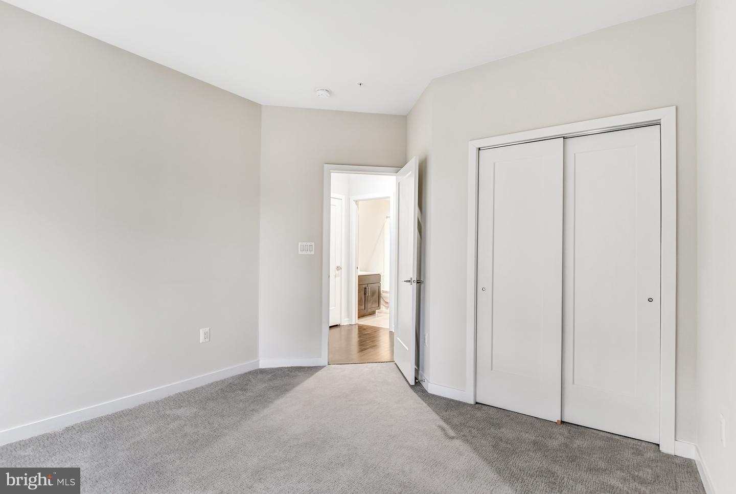 23586 WATERFORD DOWNS TER, ASHBURN, Virginia 20148, 3 Bedrooms Bedrooms, ,2 BathroomsBathrooms,Residential,For sale,23586 WATERFORD DOWNS TER,VALO2112552 MLS # VALO2112552