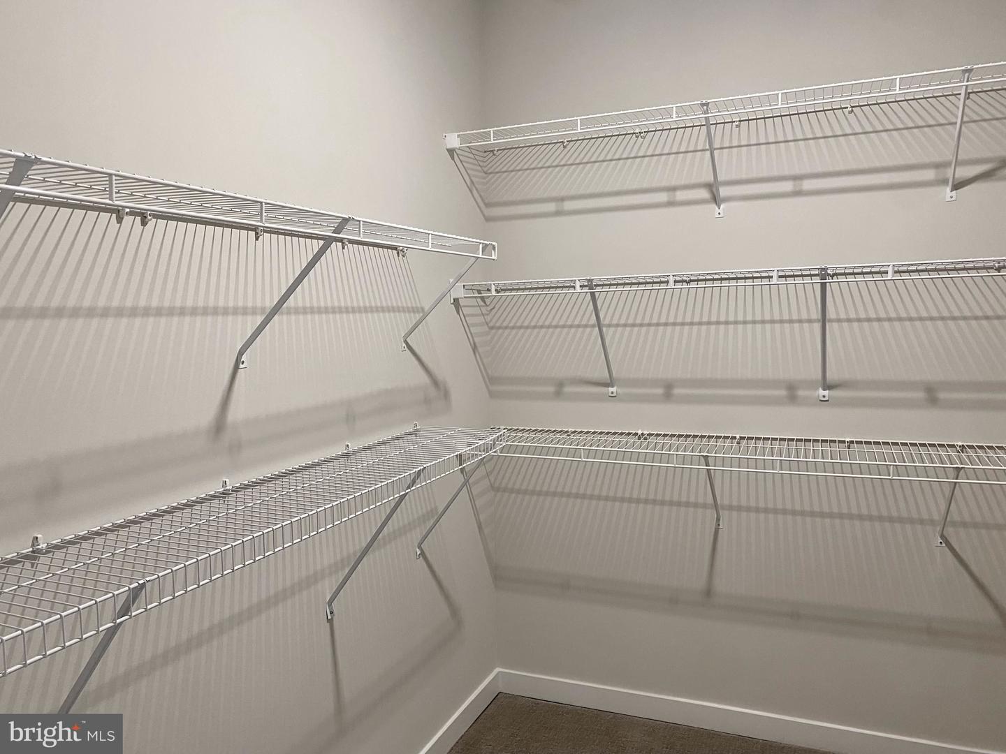 23586 WATERFORD DOWNS TER, ASHBURN, Virginia 20148, 3 Bedrooms Bedrooms, ,2 BathroomsBathrooms,Residential,For sale,23586 WATERFORD DOWNS TER,VALO2112552 MLS # VALO2112552