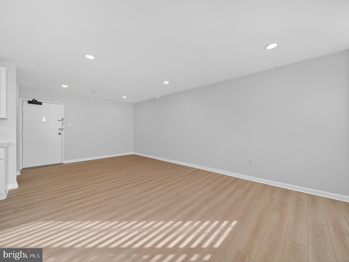 4390 LORCOM LN #410, ARLINGTON, Virginia 22207, 2 Bedrooms Bedrooms, ,1 BathroomBathrooms,Residential,For sale,4390 LORCOM LN #410,VAAR2067006 MLS # VAAR2067006