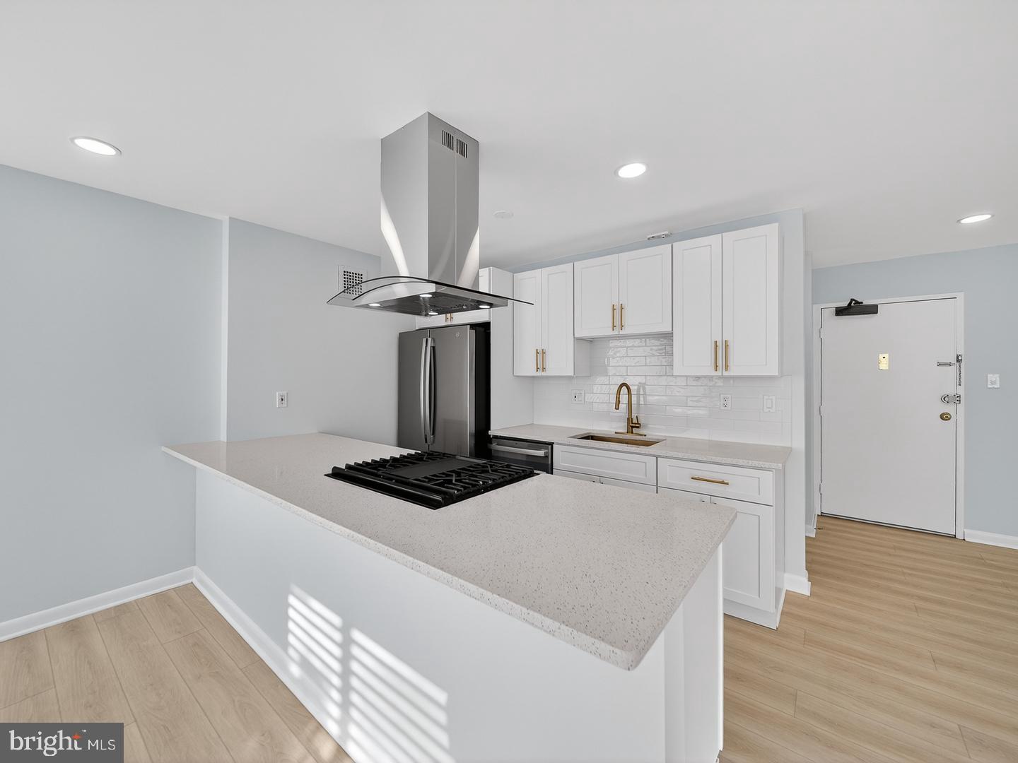 4390 LORCOM LN #410, ARLINGTON, Virginia 22207, 2 Bedrooms Bedrooms, ,1 BathroomBathrooms,Residential,For sale,4390 LORCOM LN #410,VAAR2067006 MLS # VAAR2067006