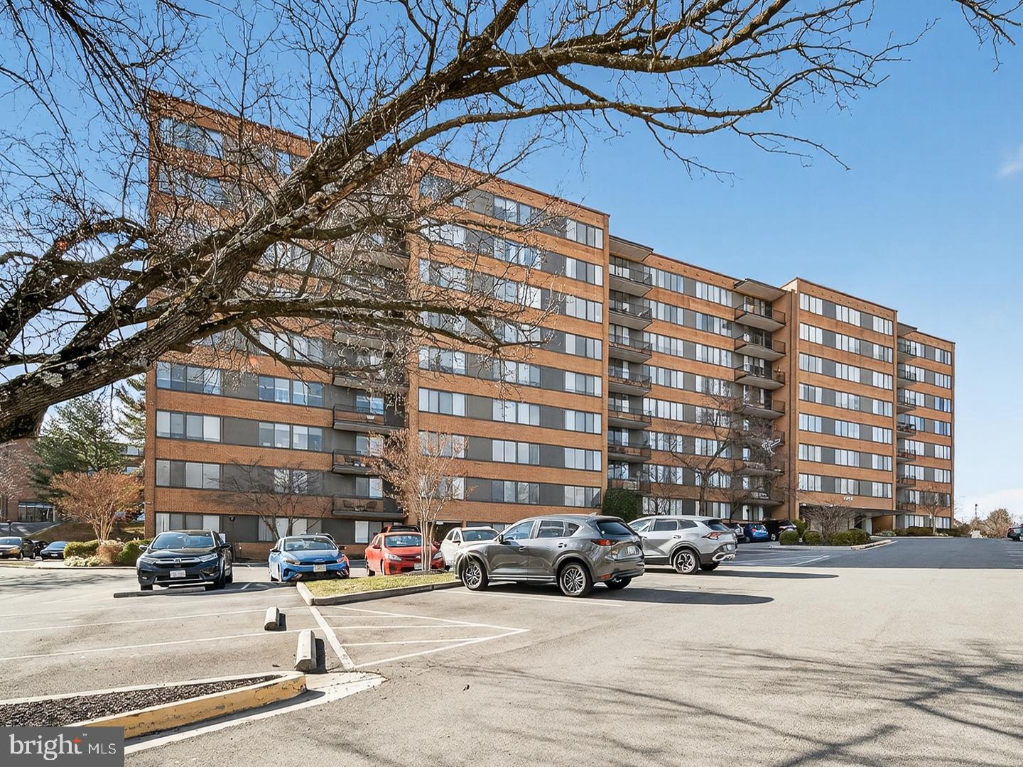 4390 LORCOM LN #410, ARLINGTON, Virginia 22207, 2 Bedrooms Bedrooms, ,1 BathroomBathrooms,Residential,For sale,4390 LORCOM LN #410,VAAR2067006 MLS # VAAR2067006