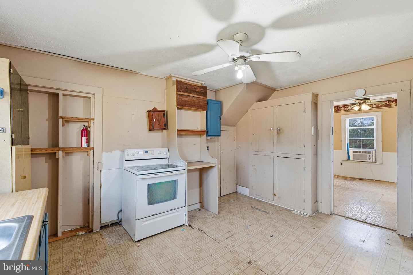 10997 SENEDO RD, MOUNT JACKSON, Virginia 22842, 3 Bedrooms Bedrooms, ,1 BathroomBathrooms,Residential,For sale,10997 SENEDO RD,VASH2013226 MLS # VASH2013226