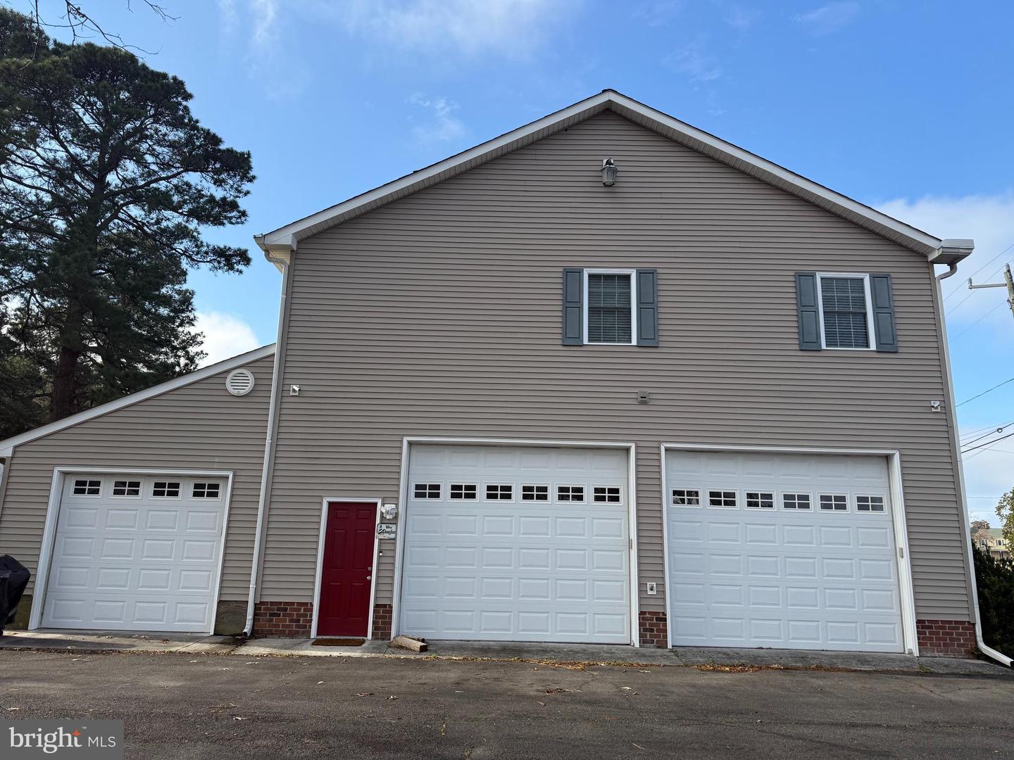 16100 GENERAL PULLER HWY, DELTAVILLE, Virginia 23043, 3 Bedrooms Bedrooms, 8 Rooms Rooms,2 BathroomsBathrooms,Residential,For sale,16100 GENERAL PULLER HWY,VAMX2000274 MLS # VAMX2000274