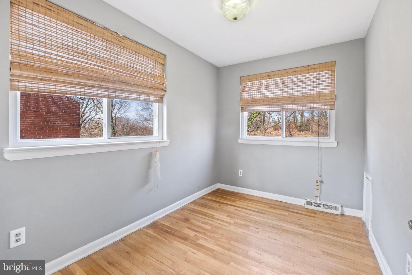 3028 P ST SE, WASHINGTON, District Of Columbia 20020, 4 Bedrooms Bedrooms, ,2 BathroomsBathrooms,Residential,For sale,3028 P ST SE,DCDC2235474 MLS # DCDC2235474