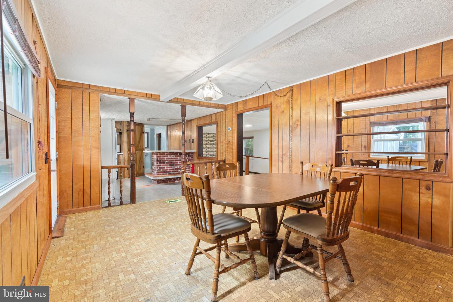 123 OLD BETHEL LN, WINCHESTER, Virginia 22603, 3 Bedrooms Bedrooms, 14 Rooms Rooms,2 BathroomsBathrooms,Residential,For sale,123 OLD BETHEL LN,VAFV2038534 MLS # VAFV2038534