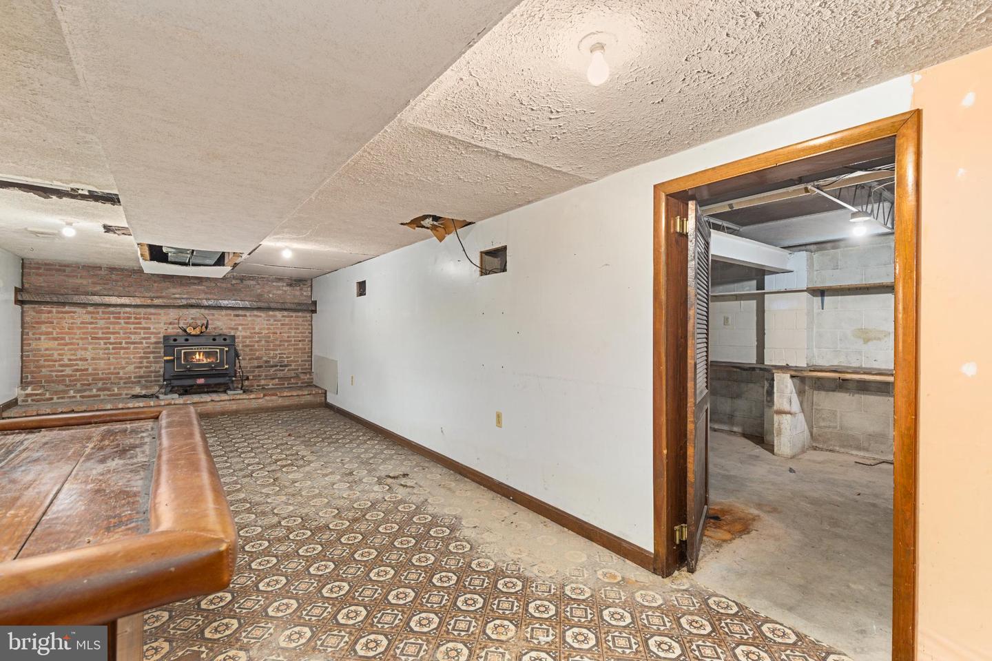 123 OLD BETHEL LN, WINCHESTER, Virginia 22603, 3 Bedrooms Bedrooms, 14 Rooms Rooms,2 BathroomsBathrooms,Residential,For sale,123 OLD BETHEL LN,VAFV2038534 MLS # VAFV2038534