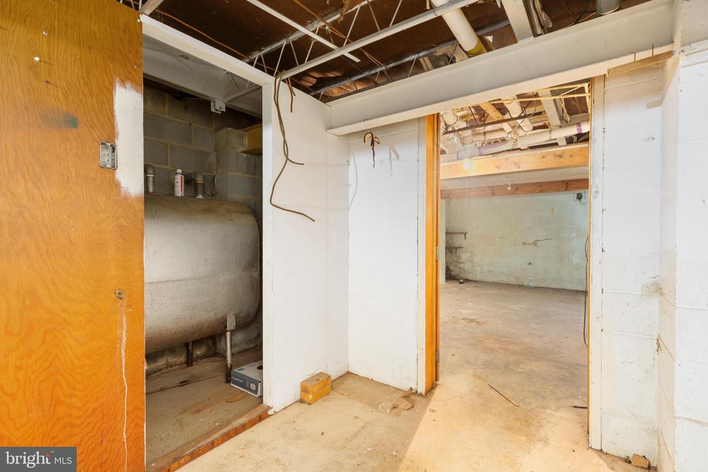 123 OLD BETHEL LN, WINCHESTER, Virginia 22603, 3 Bedrooms Bedrooms, 14 Rooms Rooms,2 BathroomsBathrooms,Residential,For sale,123 OLD BETHEL LN,VAFV2038534 MLS # VAFV2038534