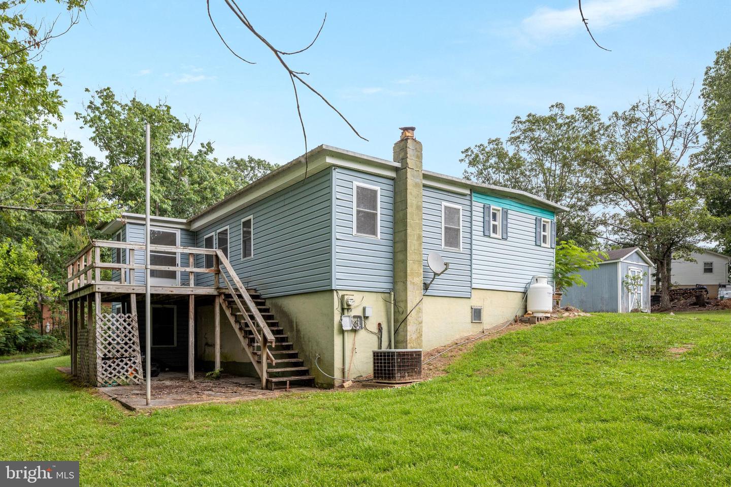 123 OLD BETHEL LN, WINCHESTER, Virginia 22603, 3 Bedrooms Bedrooms, 14 Rooms Rooms,2 BathroomsBathrooms,Residential,For sale,123 OLD BETHEL LN,VAFV2038534 MLS # VAFV2038534