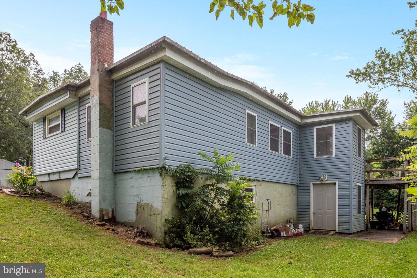 123 OLD BETHEL LN, WINCHESTER, Virginia 22603, 3 Bedrooms Bedrooms, 14 Rooms Rooms,2 BathroomsBathrooms,Residential,For sale,123 OLD BETHEL LN,VAFV2038534 MLS # VAFV2038534