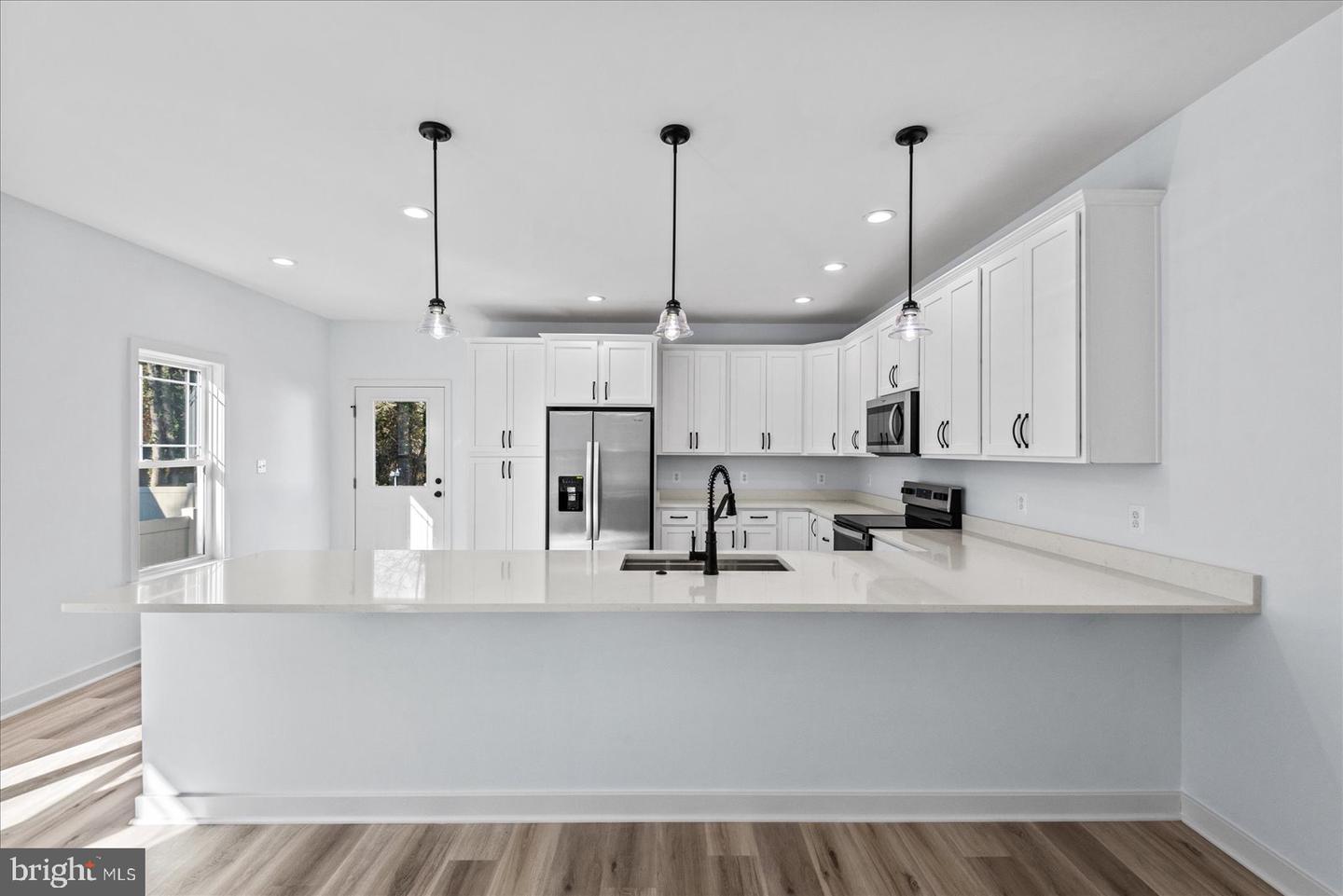 133 6TH ST, COLONIAL BEACH, Virginia 22443, 3 Bedrooms Bedrooms, ,2 BathroomsBathrooms,Residential,For sale,133 6TH ST,VAWE2010284 MLS # VAWE2010284