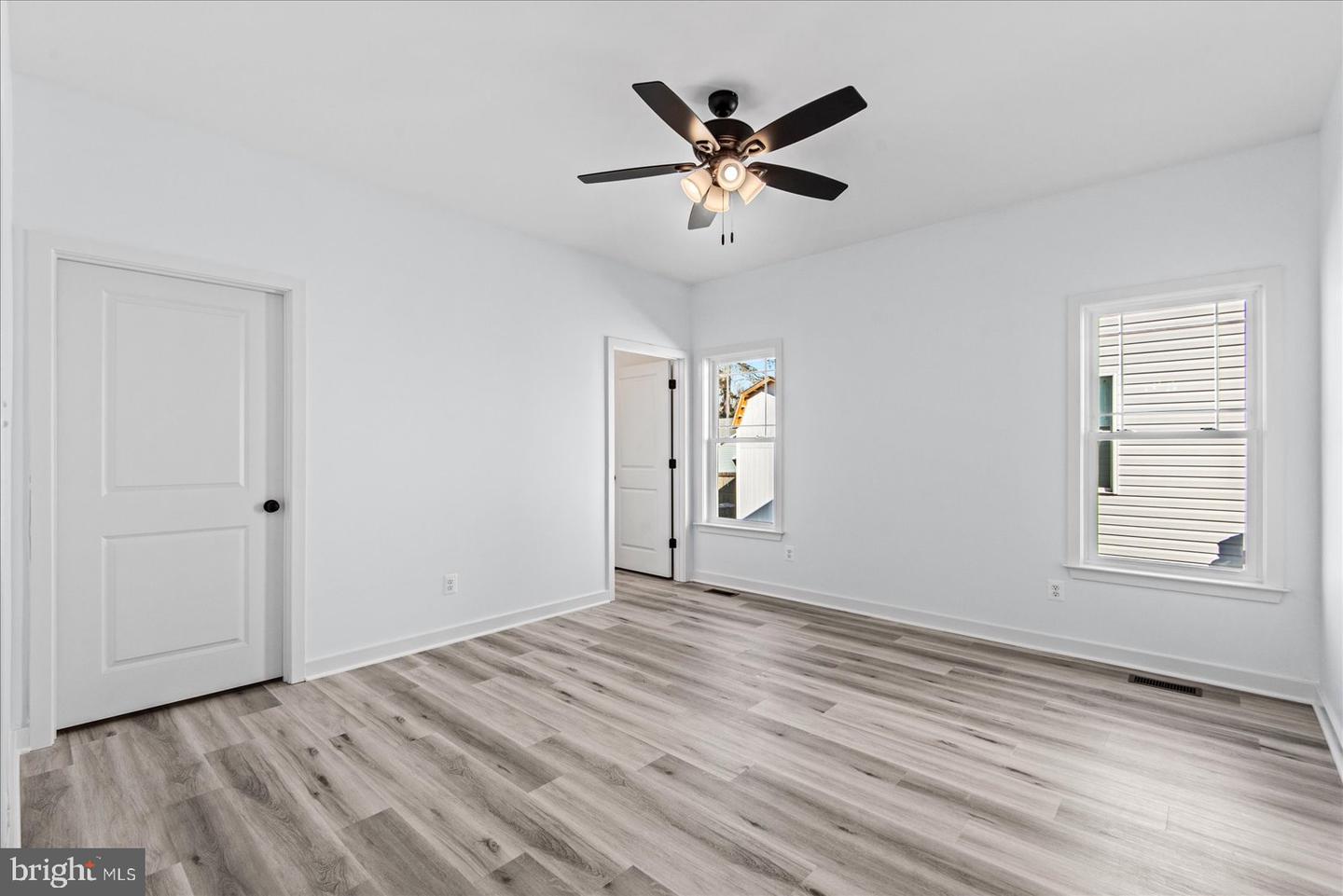 133 6TH ST, COLONIAL BEACH, Virginia 22443, 3 Bedrooms Bedrooms, ,2 BathroomsBathrooms,Residential,For sale,133 6TH ST,VAWE2010284 MLS # VAWE2010284