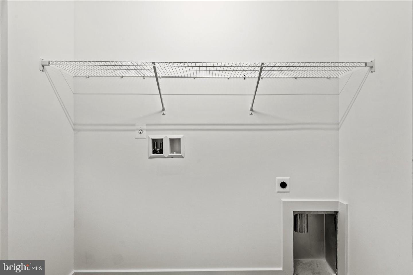 133 6TH ST, COLONIAL BEACH, Virginia 22443, 3 Bedrooms Bedrooms, ,2 BathroomsBathrooms,Residential,For sale,133 6TH ST,VAWE2010284 MLS # VAWE2010284