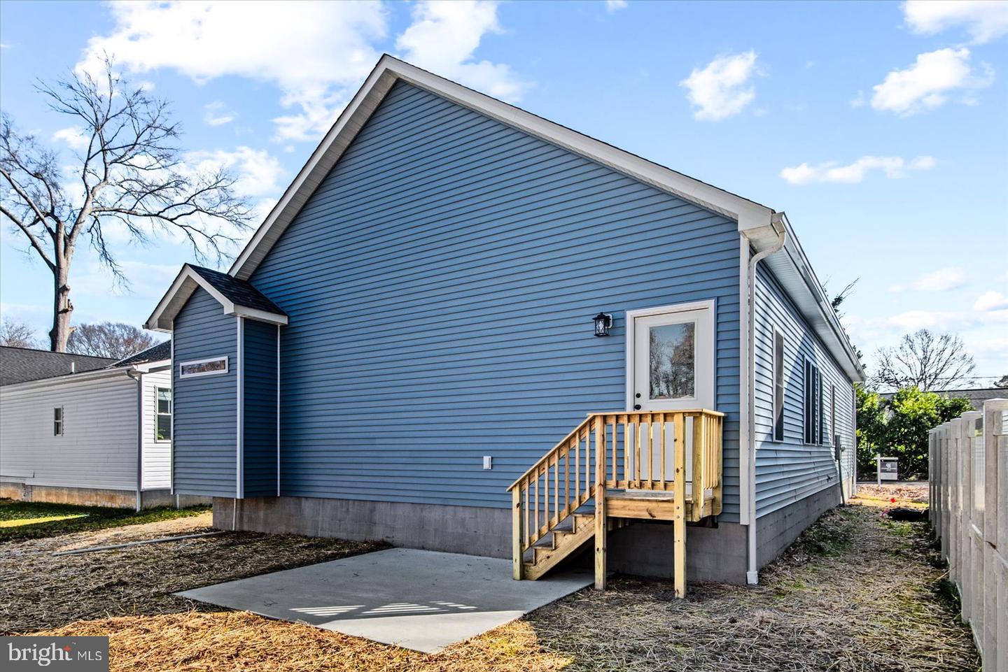 133 6TH ST, COLONIAL BEACH, Virginia 22443, 3 Bedrooms Bedrooms, ,2 BathroomsBathrooms,Residential,For sale,133 6TH ST,VAWE2010284 MLS # VAWE2010284