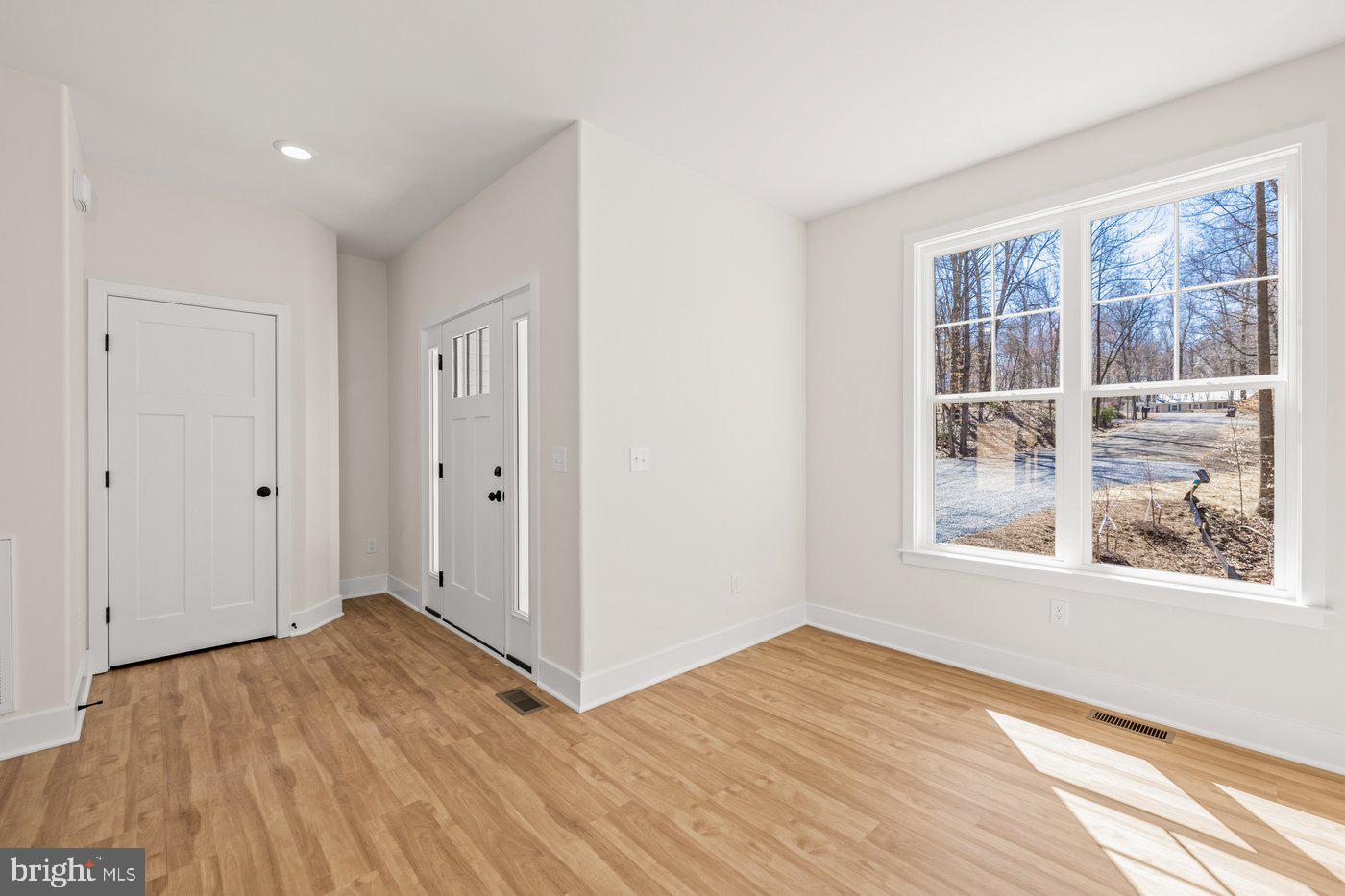 8354 COOLIDGE CIR, KING GEORGE, Virginia 22485, 4 Bedrooms Bedrooms, ,2 BathroomsBathrooms,Residential,For sale,8354 COOLIDGE CIR,VAKG2007412 MLS # VAKG2007412