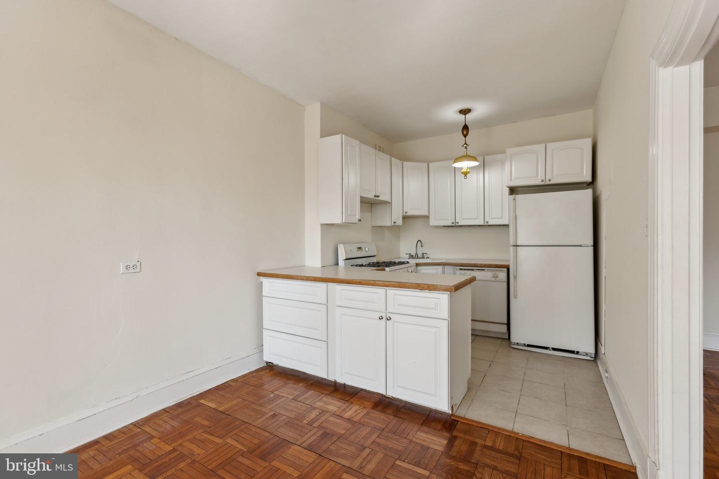 4000 CATHEDRAL AVE NW #605B, WASHINGTON, District Of Columbia 20016, 1 Bedroom Bedrooms, ,1 BathroomBathrooms,Residential,For sale,4000 CATHEDRAL AVE NW #605B,DCDC2235502 MLS # DCDC2235502