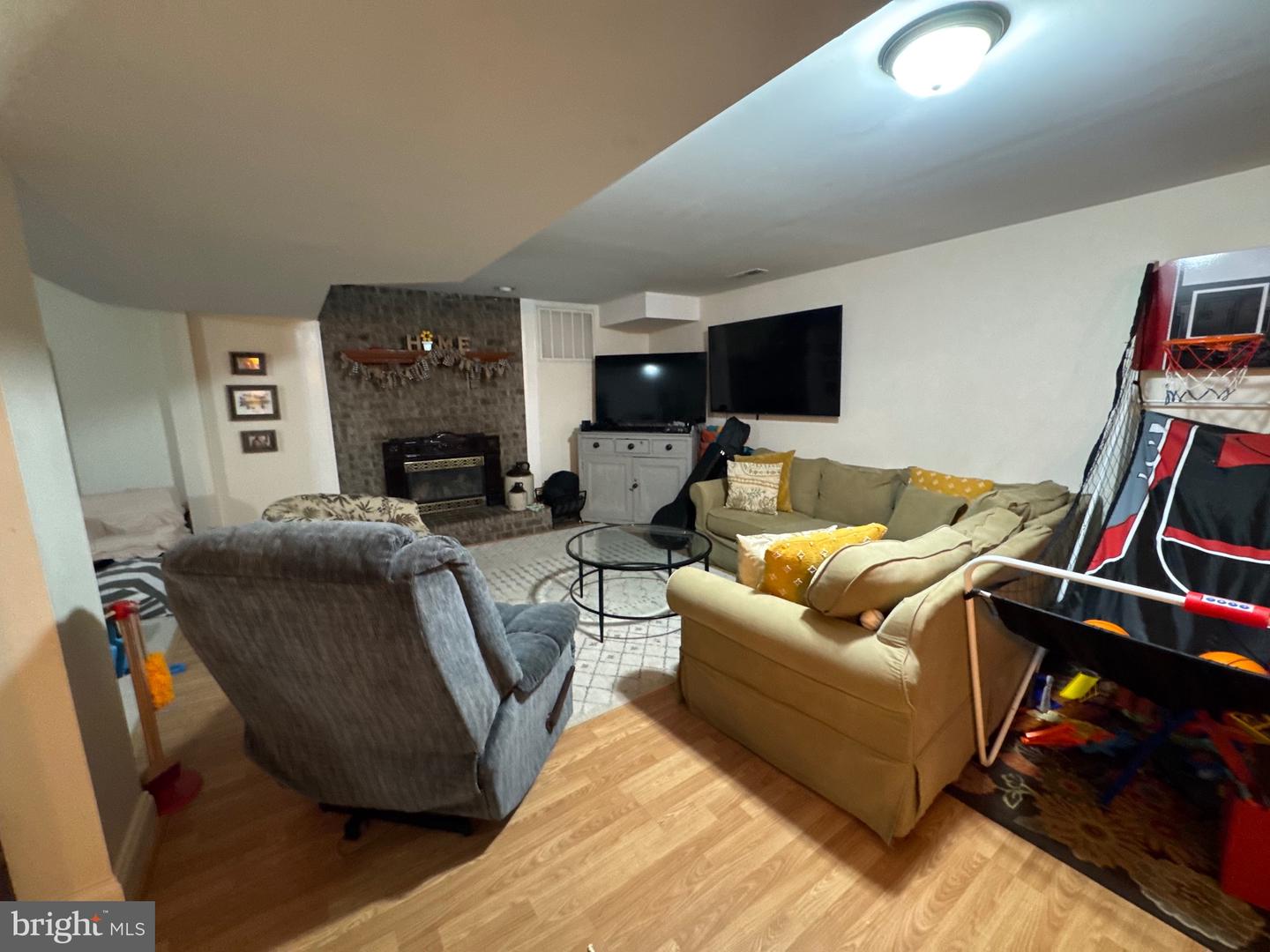 521 HIDDEN VALLEY LN, WINCHESTER, Virginia 22603, 3 Bedrooms Bedrooms, ,2 BathroomsBathrooms,Residential,For sale,521 HIDDEN VALLEY LN,VAFV2038536 MLS # VAFV2038536