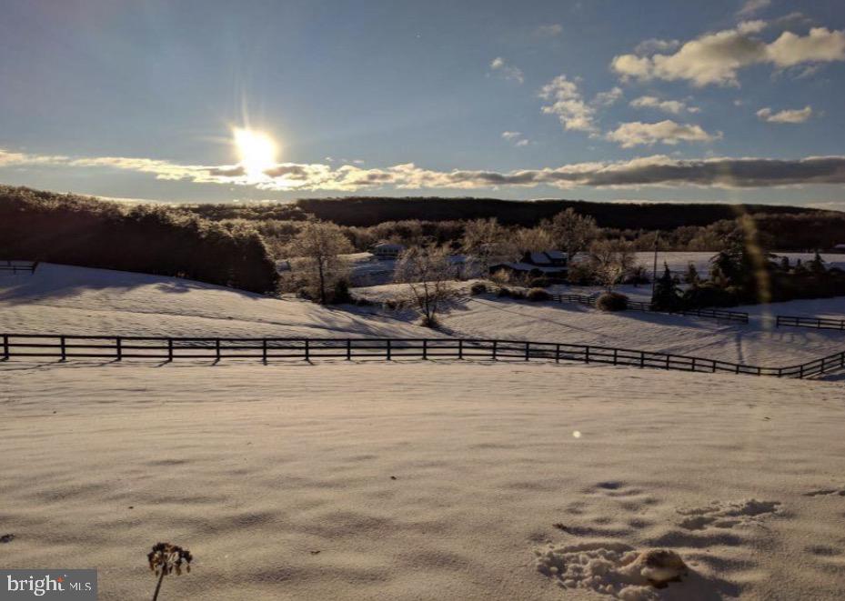 521 HIDDEN VALLEY LN, WINCHESTER, Virginia 22603, 3 Bedrooms Bedrooms, ,2 BathroomsBathrooms,Residential,For sale,521 HIDDEN VALLEY LN,VAFV2038536 MLS # VAFV2038536