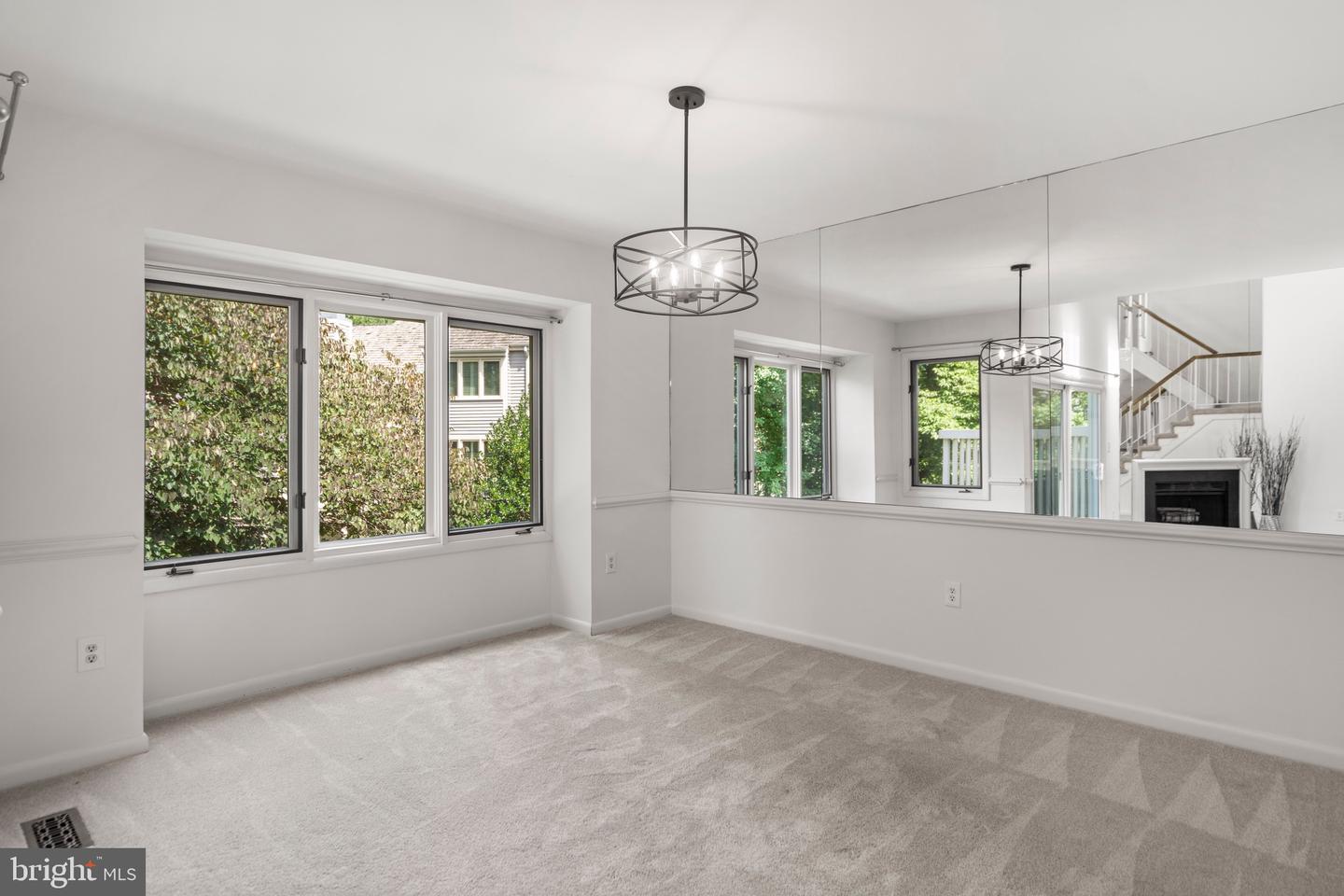 1281 WEDGEWOOD MANOR WAY, RESTON, Virginia 20194, 3 Bedrooms Bedrooms, ,3 BathroomsBathrooms,Residential,For sale,1281 WEDGEWOOD MANOR WAY,VAFX2249478 MLS # VAFX2249478