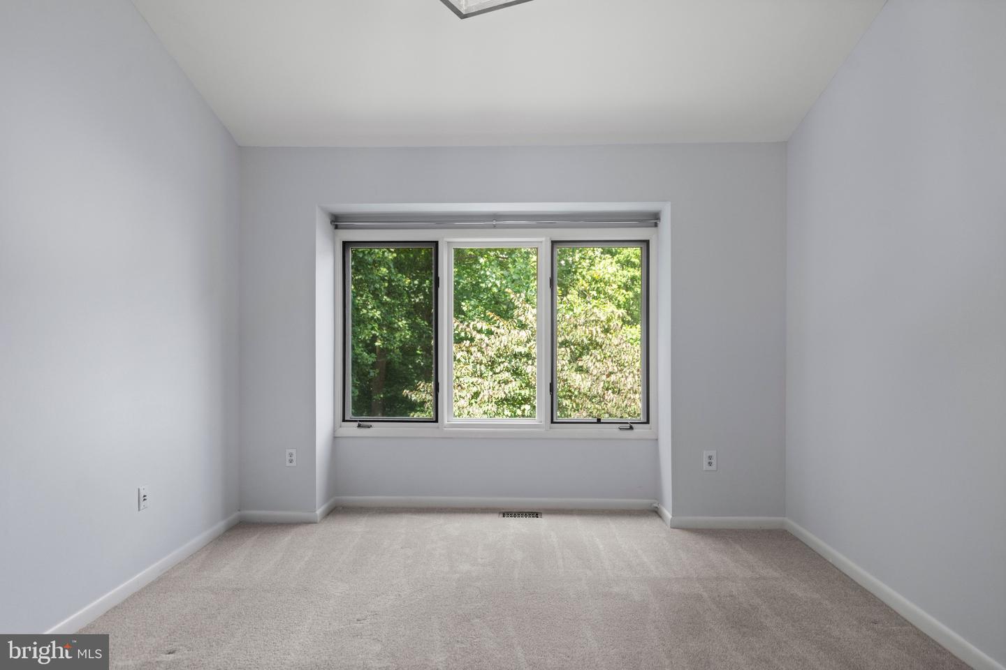 1281 WEDGEWOOD MANOR WAY, RESTON, Virginia 20194, 3 Bedrooms Bedrooms, ,3 BathroomsBathrooms,Residential,For sale,1281 WEDGEWOOD MANOR WAY,VAFX2249478 MLS # VAFX2249478