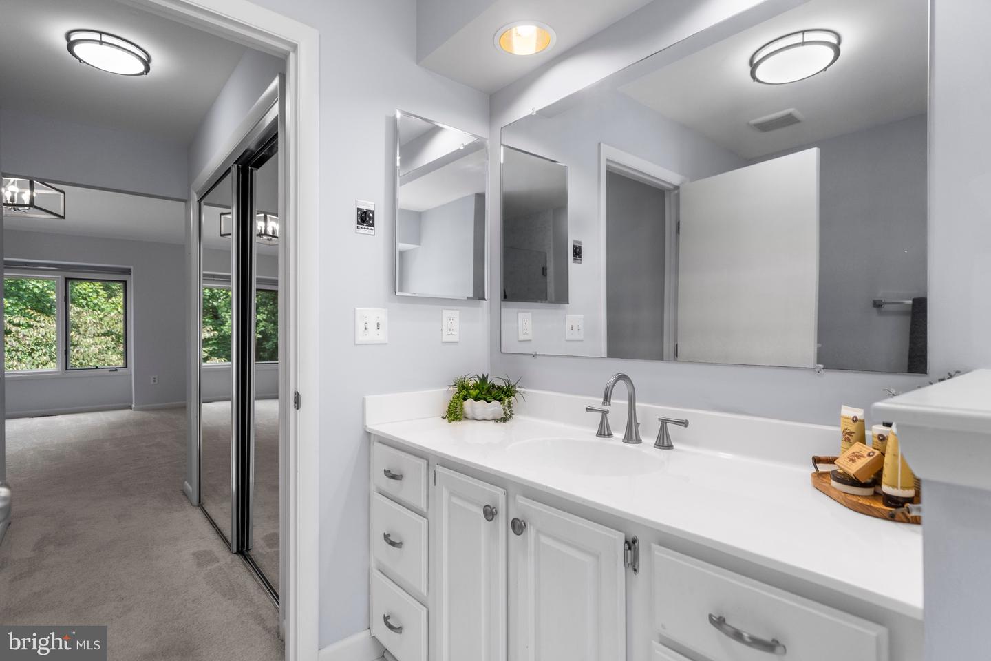 1281 WEDGEWOOD MANOR WAY, RESTON, Virginia 20194, 3 Bedrooms Bedrooms, ,3 BathroomsBathrooms,Residential,For sale,1281 WEDGEWOOD MANOR WAY,VAFX2249478 MLS # VAFX2249478