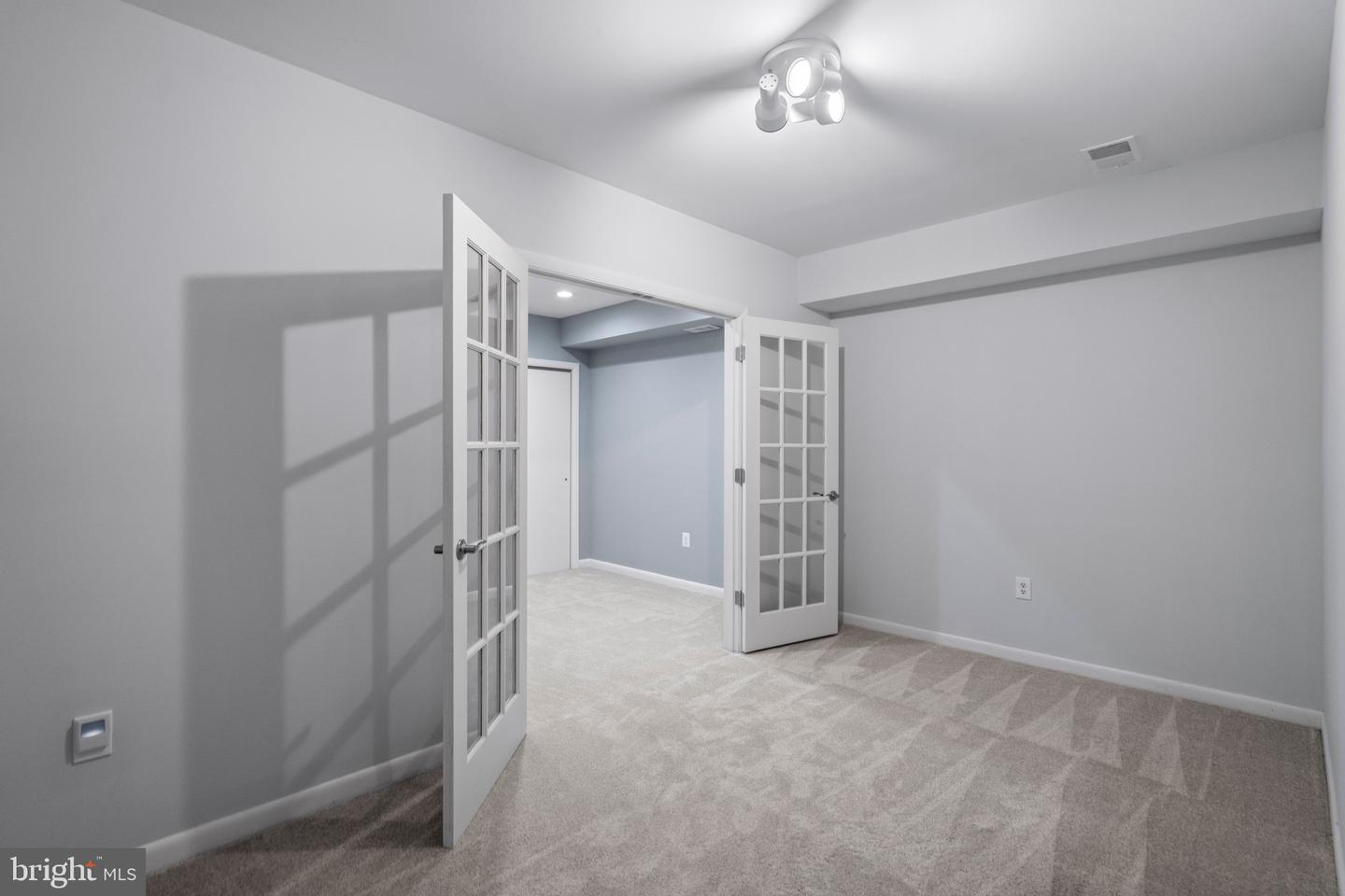 1281 WEDGEWOOD MANOR WAY, RESTON, Virginia 20194, 3 Bedrooms Bedrooms, ,3 BathroomsBathrooms,Residential,For sale,1281 WEDGEWOOD MANOR WAY,VAFX2249478 MLS # VAFX2249478