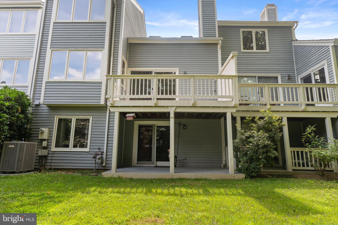 1281 WEDGEWOOD MANOR WAY, RESTON, Virginia 20194, 3 Bedrooms Bedrooms, ,3 BathroomsBathrooms,Residential,For sale,1281 WEDGEWOOD MANOR WAY,VAFX2249478 MLS # VAFX2249478